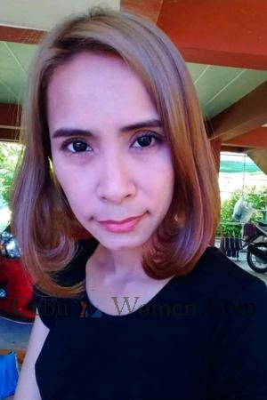 198552 - Kunlayanut Age: 41 - Thailand