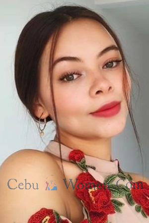 204728 - Jeimy Age: 28 - Colombia