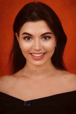 222331 - Anastasiya Age: 20 - Ukraine