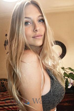 223297 - Lucia Age: 29 - Argentina