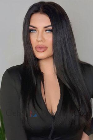 223809 - Alona Age: 32 - Ukraine