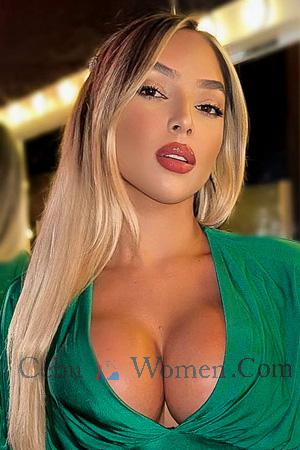 227109 - Laisla Age: 23 - Brazil