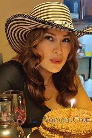 227286 - Yolvy Age: 46 - Costa Rica