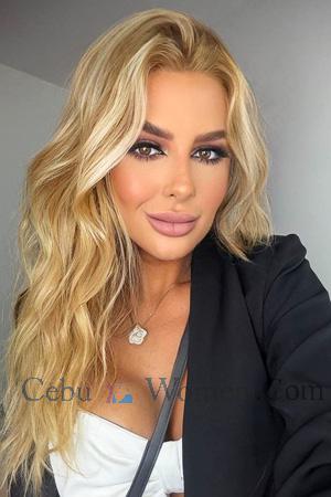 228567 - Raissa Age: 38 - Brazil