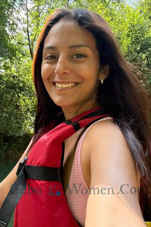 229512 - Daniela Age: 36 - Costa Rica